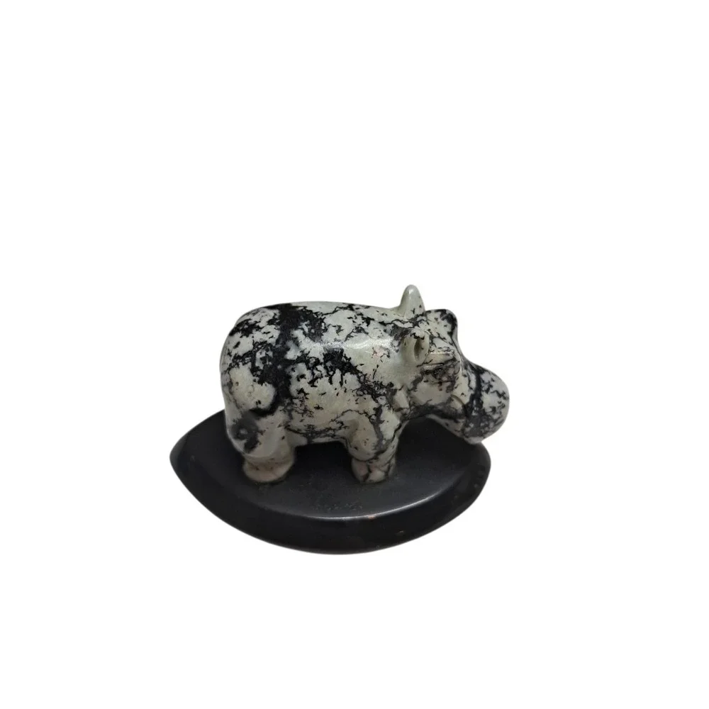 Small,‎ hand-carved stone hippopotamus figurine